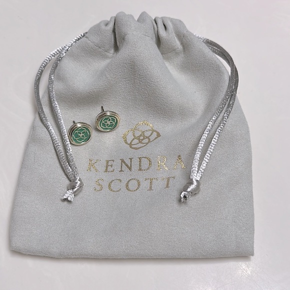 Kendra Scott Gold and Teal studs - Picture 2 of 6